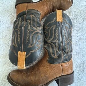Nocona lizard boots